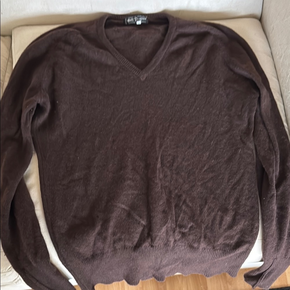 Classic Brown Scottish thick cashmere V-Neck Sweater Knit Design